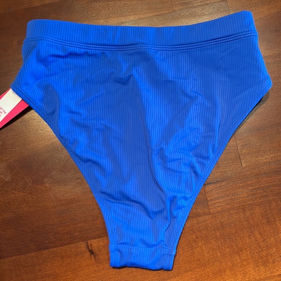 New with tags high waisted bikini bottoms - Picture 2 of 2